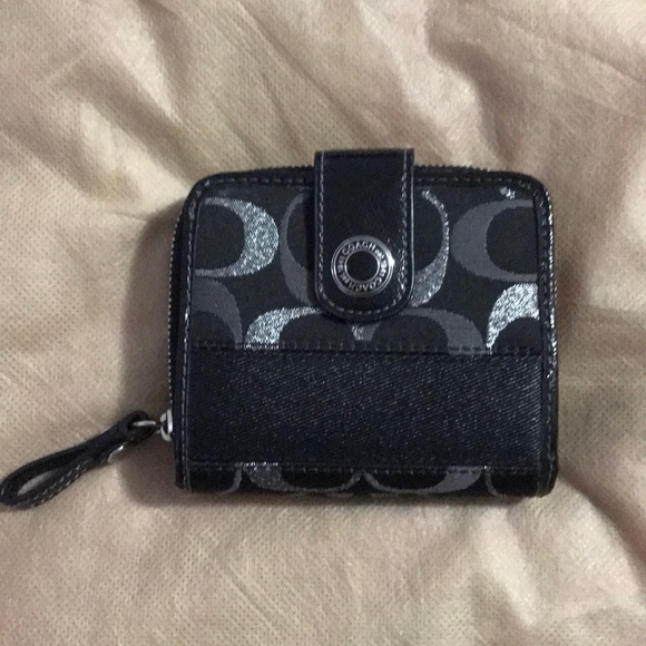 Coach Handbags - Coach wallet